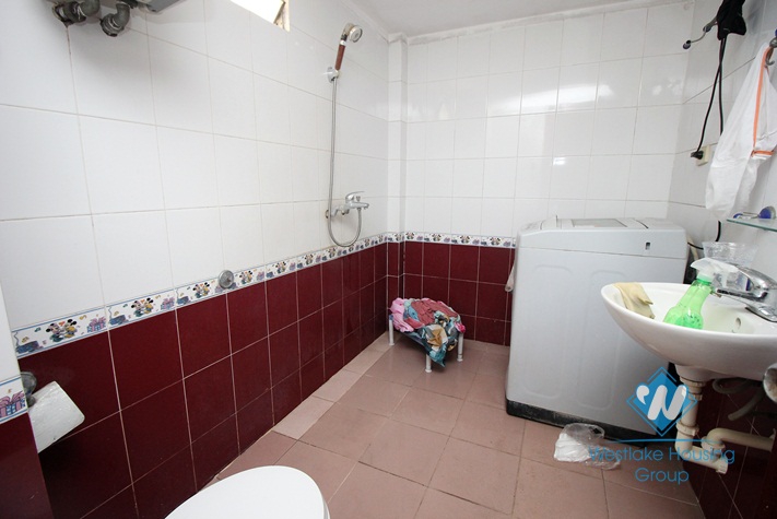 A house with small garden for rent in Ba dinh, Ha noi